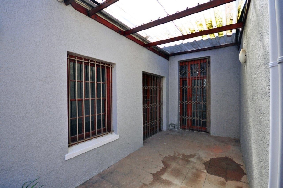 To Let 3 Bedroom Property for Rent in Green Point Western Cape